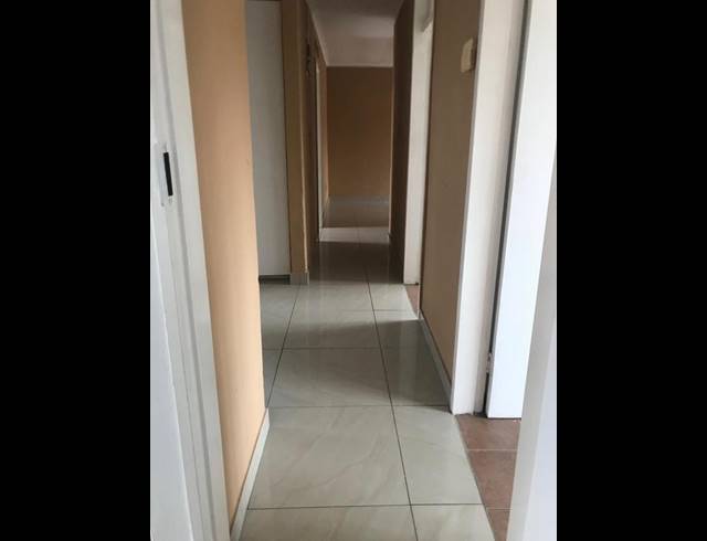 3 BEDROOM HOUSE FOR SALE IN ISIPINGO